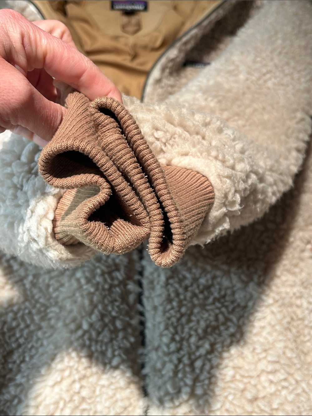 Patagonia Cream Sherpa Hooded Zip-Front Jacket - Picture 4 of 4